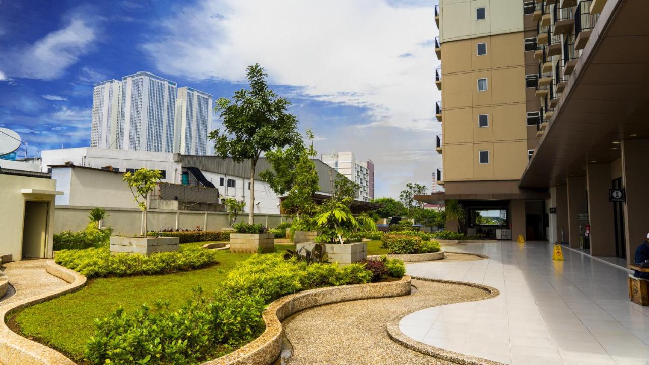 Azalea Suites Cikarang By Jayakarta Group Exteriér fotografie
