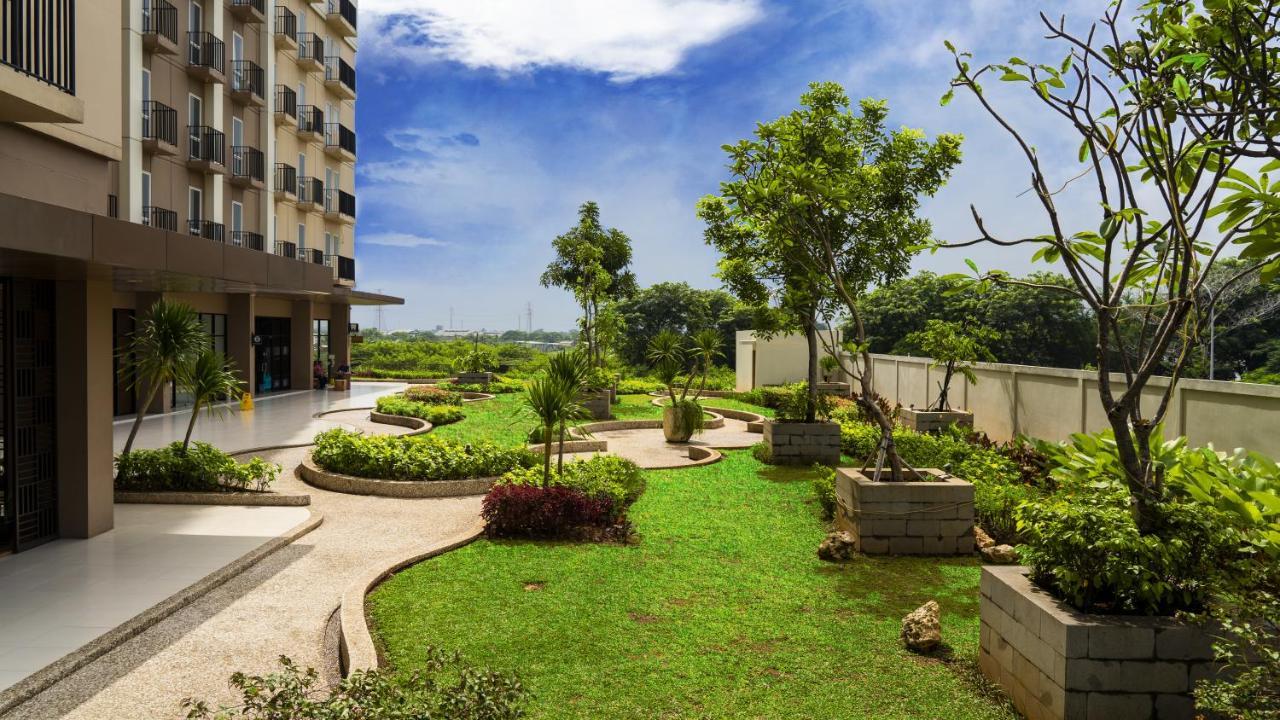Azalea Suites Cikarang By Jayakarta Group Exteriér fotografie