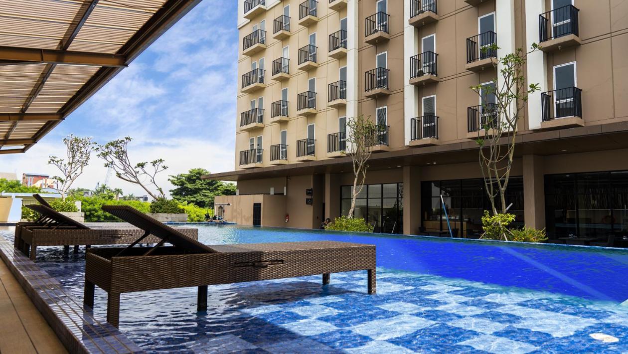Azalea Suites Cikarang By Jayakarta Group Exteriér fotografie