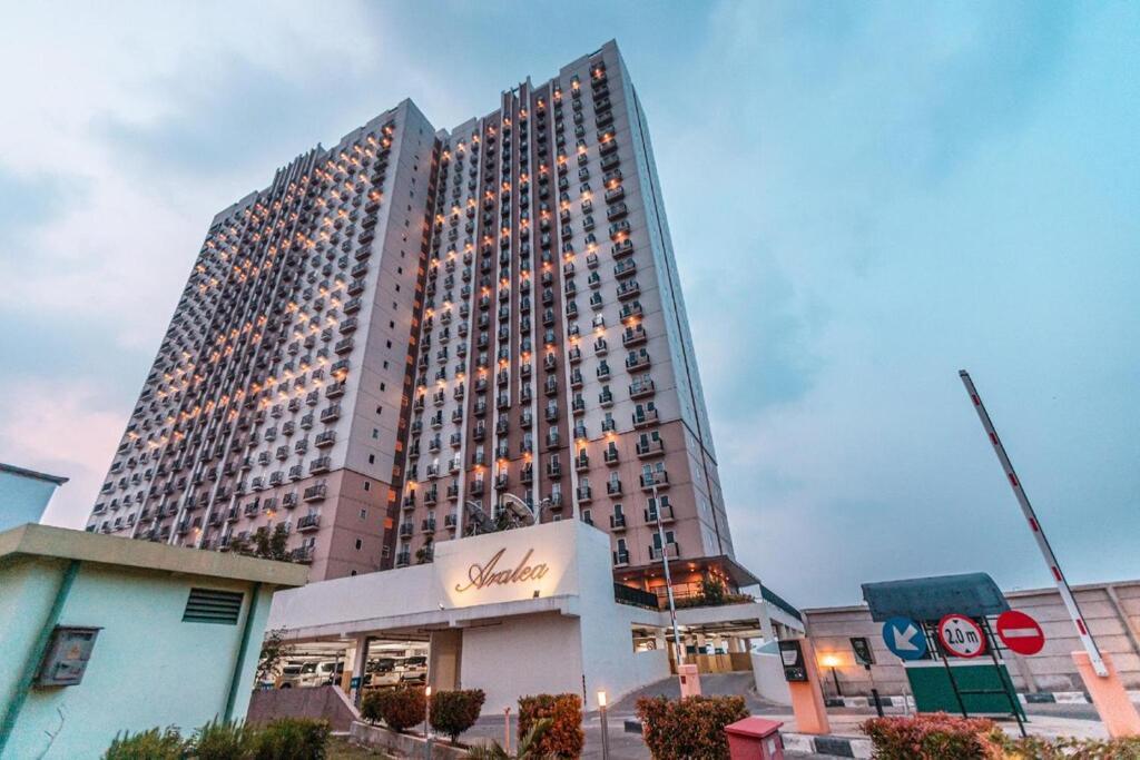 Azalea Suites Cikarang By Jayakarta Group Bekasi Exteriér fotografie