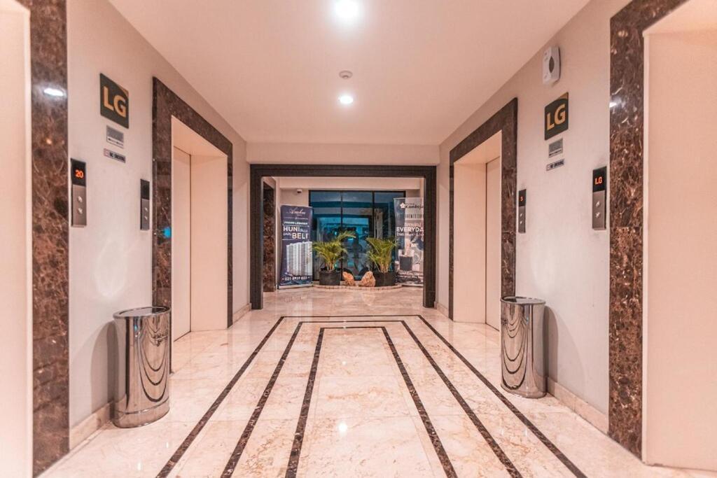 Azalea Suites Cikarang By Jayakarta Group Exteriér fotografie